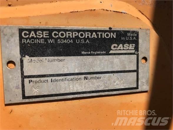 CASE 570L XT Iekrāvēji uz riteņiem