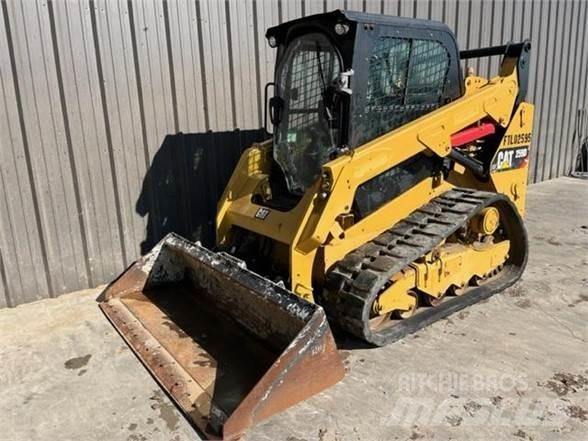 CAT 259D Lietoti riteņu kompaktiekrāvēji