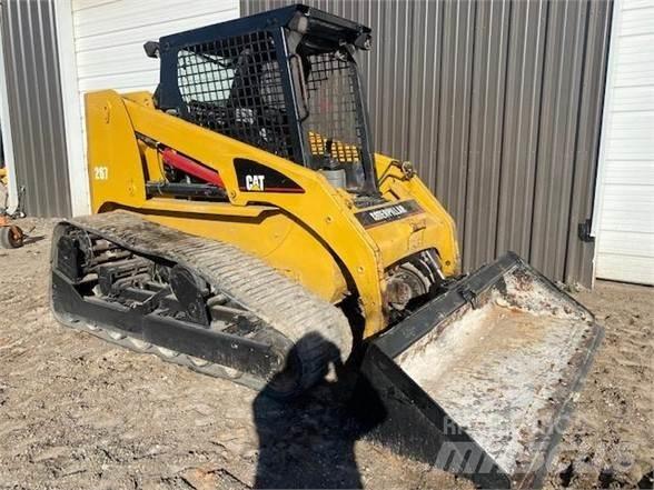 CAT 267 Lietoti riteņu kompaktiekrāvēji