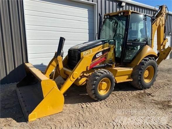 CAT 420E Ekskavatori-iekrāvēji