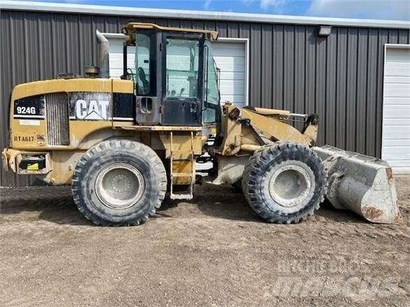 CAT 924G Iekrāvēji uz riteņiem