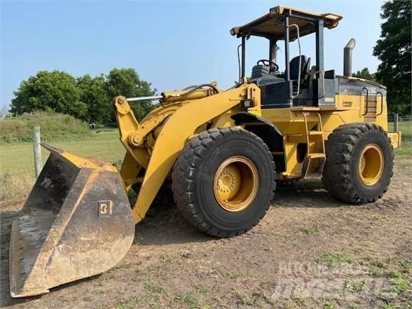 CAT 928G Iekrāvēji uz riteņiem