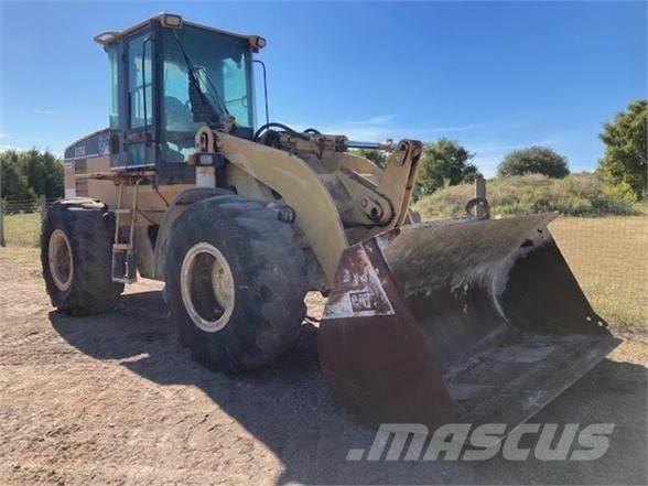 CAT 928G Iekrāvēji uz riteņiem