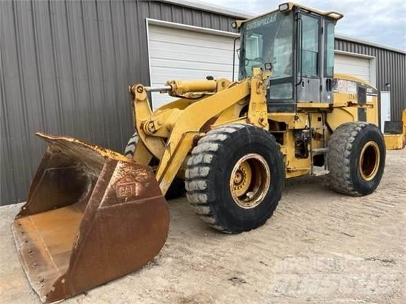 CAT 938G Iekrāvēji uz riteņiem
