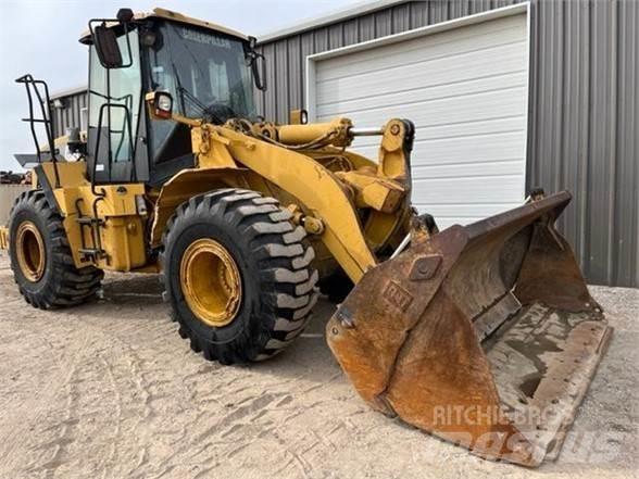 CAT 950 Iekrāvēji uz riteņiem