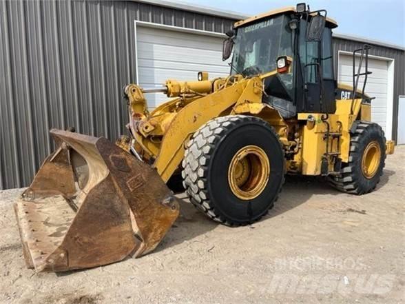 CAT 950 Iekrāvēji uz riteņiem