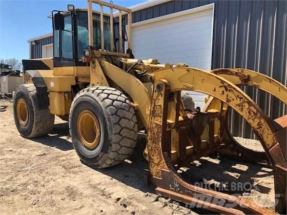 CAT 950F Iekrāvēji uz riteņiem