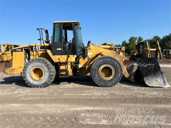 CAT 950G Iekrāvēji uz riteņiem