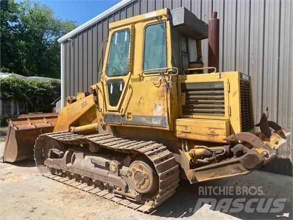 CAT 953 Kāpurķēžu iekrāvēji