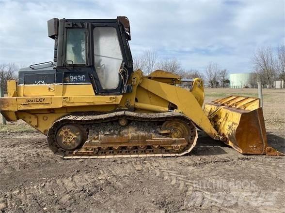 CAT 953C Kāpurķēžu iekrāvēji