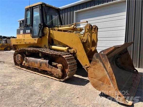 CAT 973C LGP Kāpurķēžu iekrāvēji