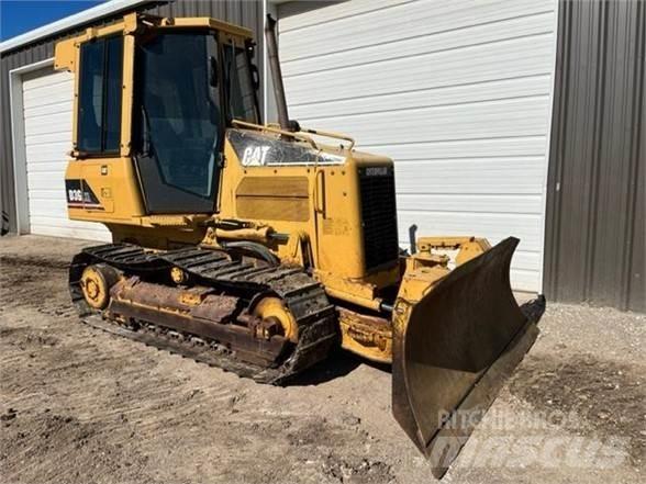 CAT D3G Kāpurķēžu buldozeri