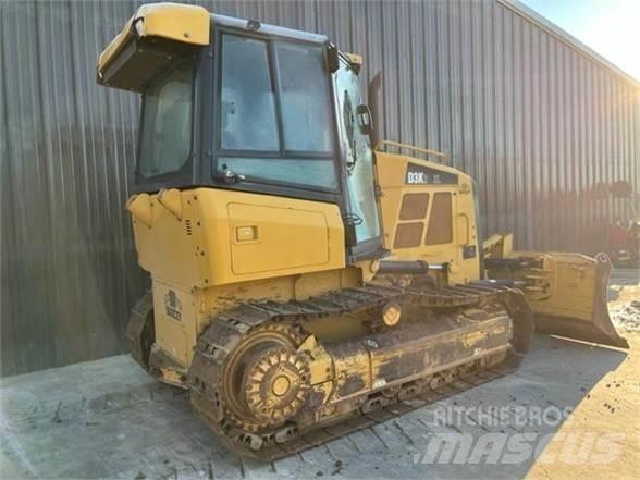 CAT D3K2 Kāpurķēžu buldozeri