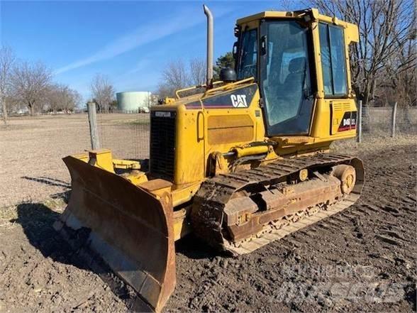 CAT D4G XL Kāpurķēžu buldozeri