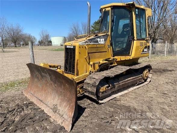 CAT D4G XL Kāpurķēžu buldozeri