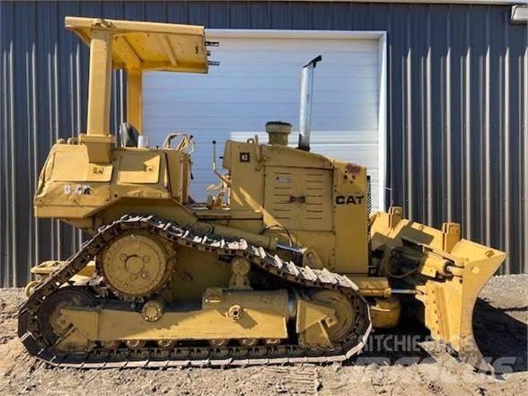 CAT D4H Kāpurķēžu buldozeri