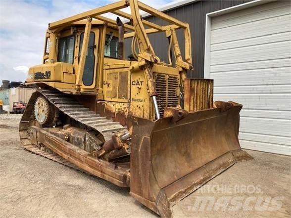 CAT D6H XL Kāpurķēžu buldozeri