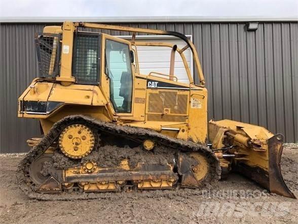 CAT D6N XL Kāpurķēžu buldozeri