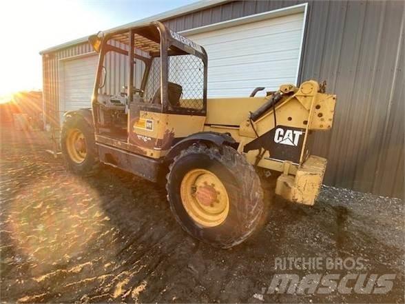 CAT TH63 Teleskopiskie manipulatori