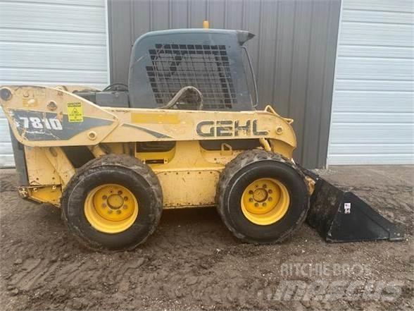 Gehl 7810 Lietoti riteņu kompaktiekrāvēji