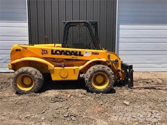 JCB 520 Teleskopiskie manipulatori