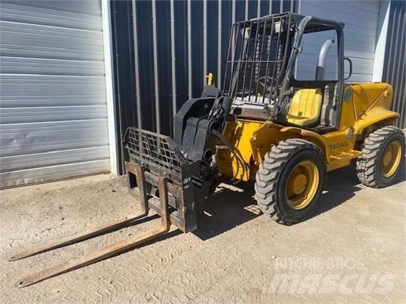 JCB 520 Teleskopiskie manipulatori