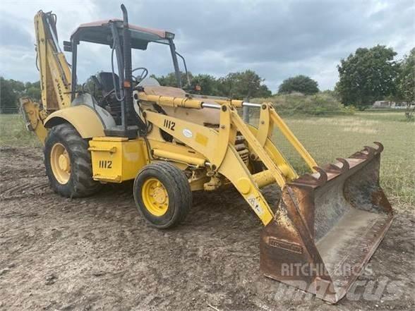 Komatsu WB140 Ekskavatori-iekrāvēji