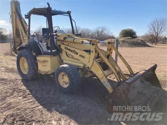 Komatsu WB140 Ekskavatori-iekrāvēji