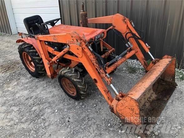 Kubota B7100 Traktori