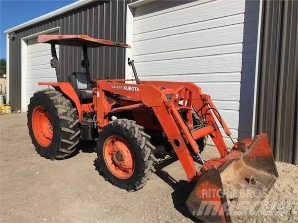 Kubota M6800 Traktori