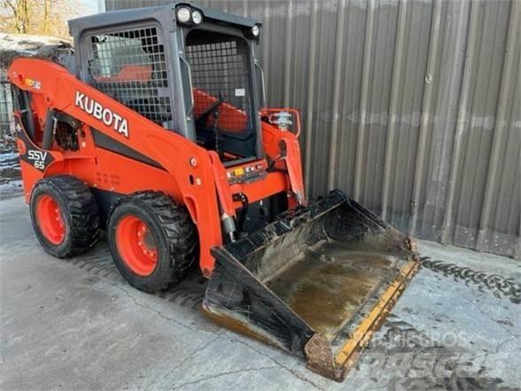 Kubota SSV65 Lietoti riteņu kompaktiekrāvēji