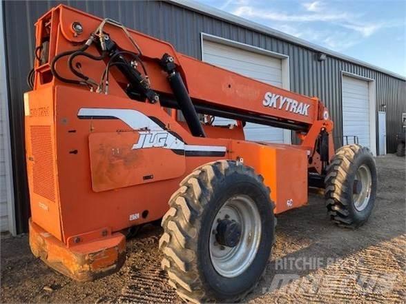 SkyTrak 6042 Teleskopiskie manipulatori
