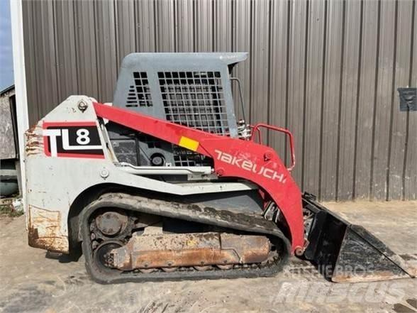 Takeuchi TL8 Lietoti riteņu kompaktiekrāvēji