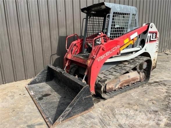Takeuchi TL8 Lietoti riteņu kompaktiekrāvēji