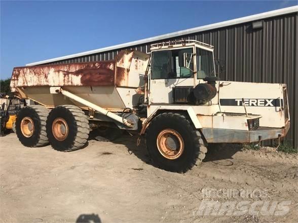 Terex TA27 Artikulētie pašizgāzēji