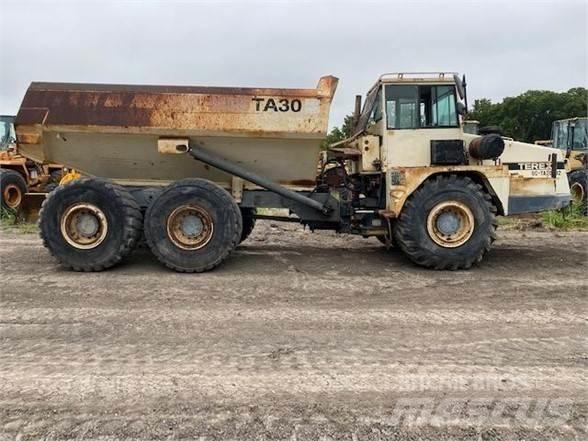 Terex TA30 Artikulētie pašizgāzēji