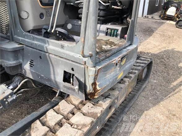 Volvo ECR58D Kāpurķēžu ekskavatori