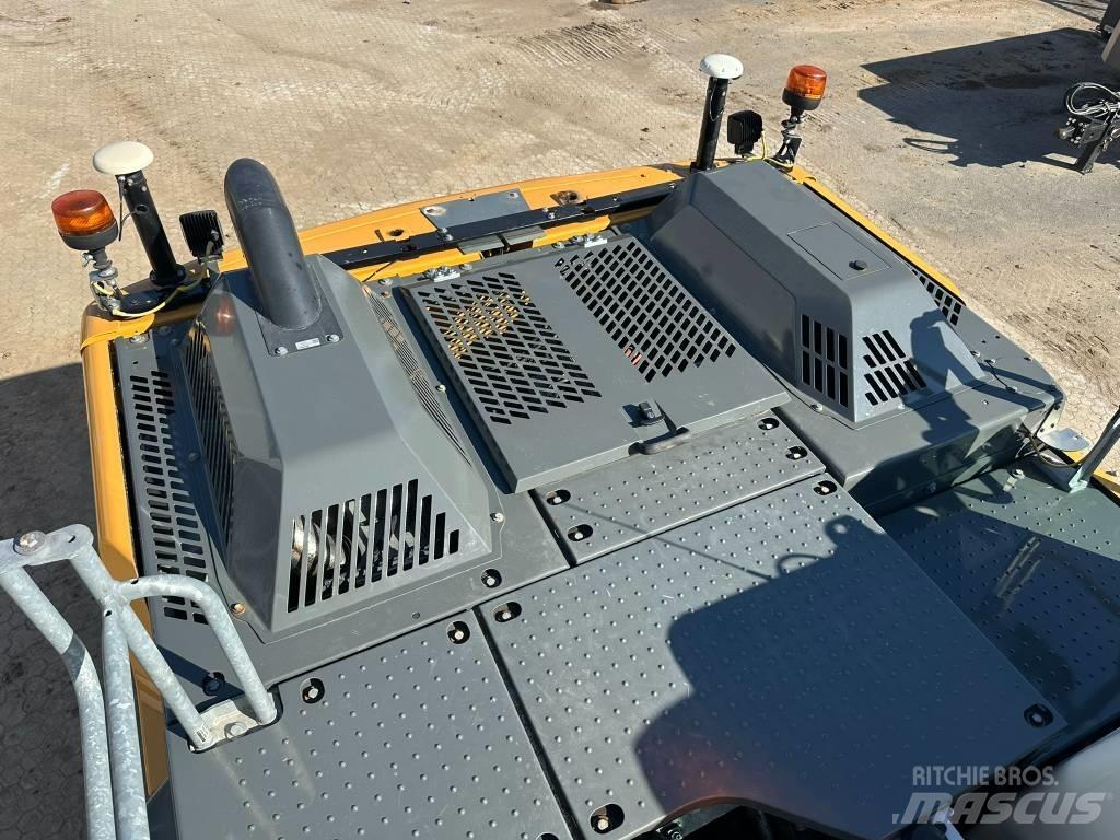 Liebherr R 922 G8 Kāpurķēžu ekskavatori