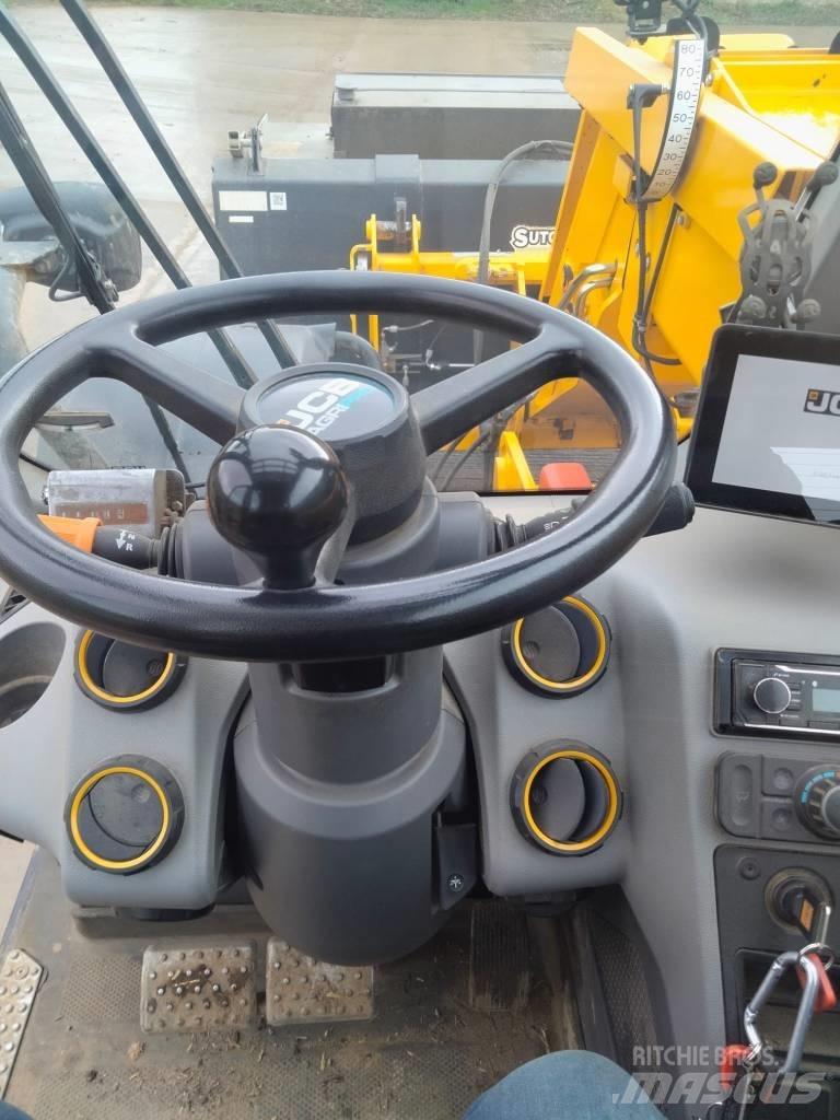 JCB 542-70 Lauksaimniecības pacēlāji