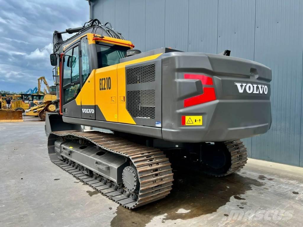 Volvo EC210 Kāpurķēžu ekskavatori