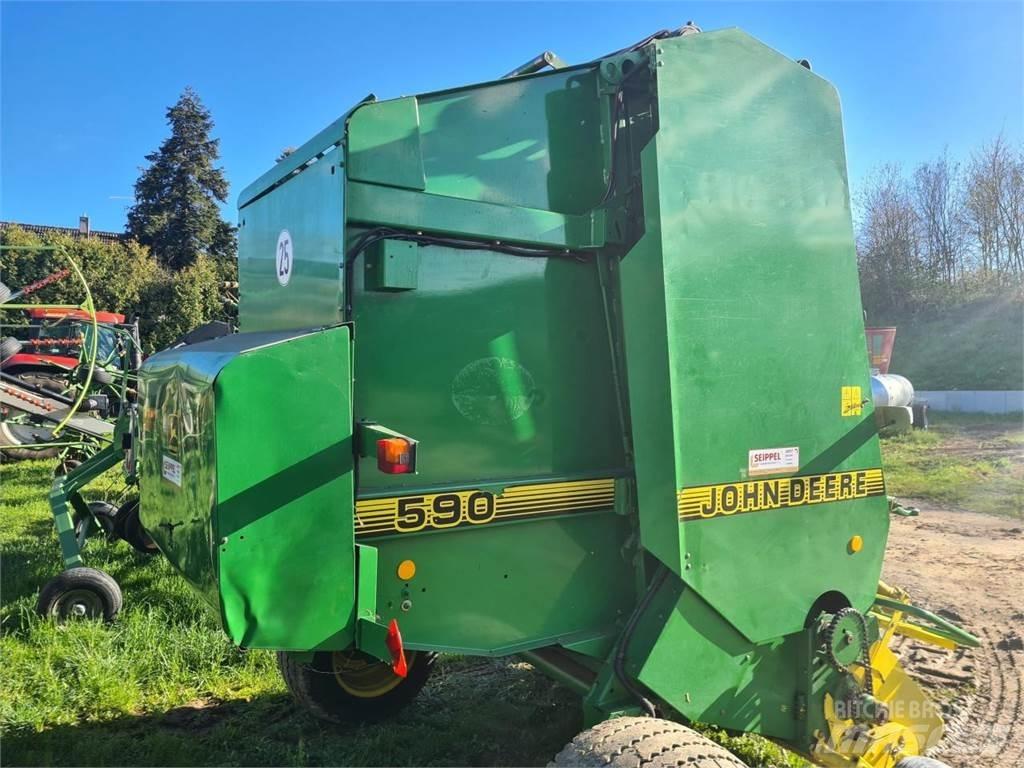 John Deere 590 Rituļu preses