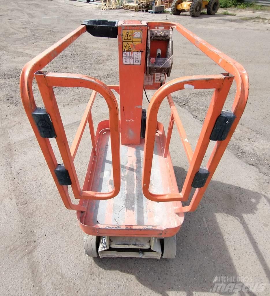 JLG 1230 ES Vertikālie pacēlāji