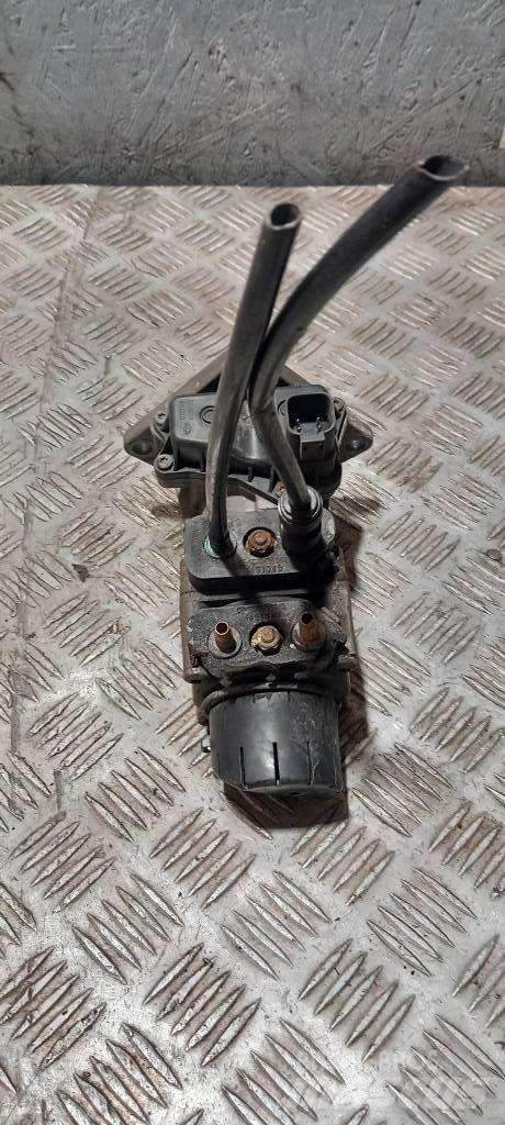 Scania G 400   1942889 Bremzes