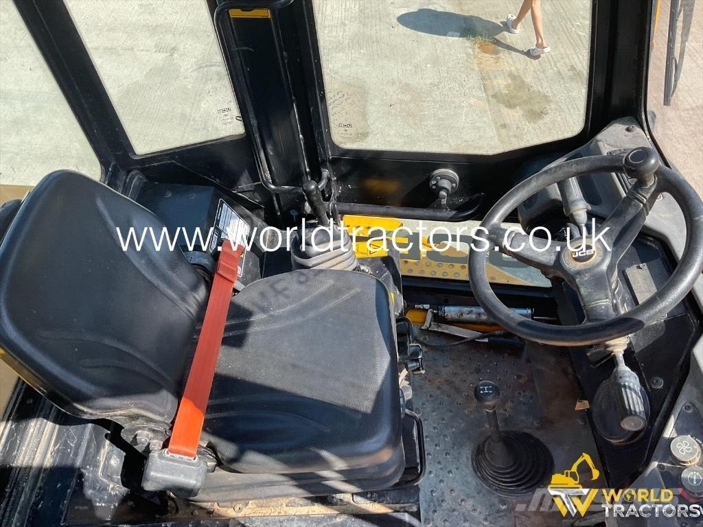 JCB 6 T-2 Mini pašizgāzēji
