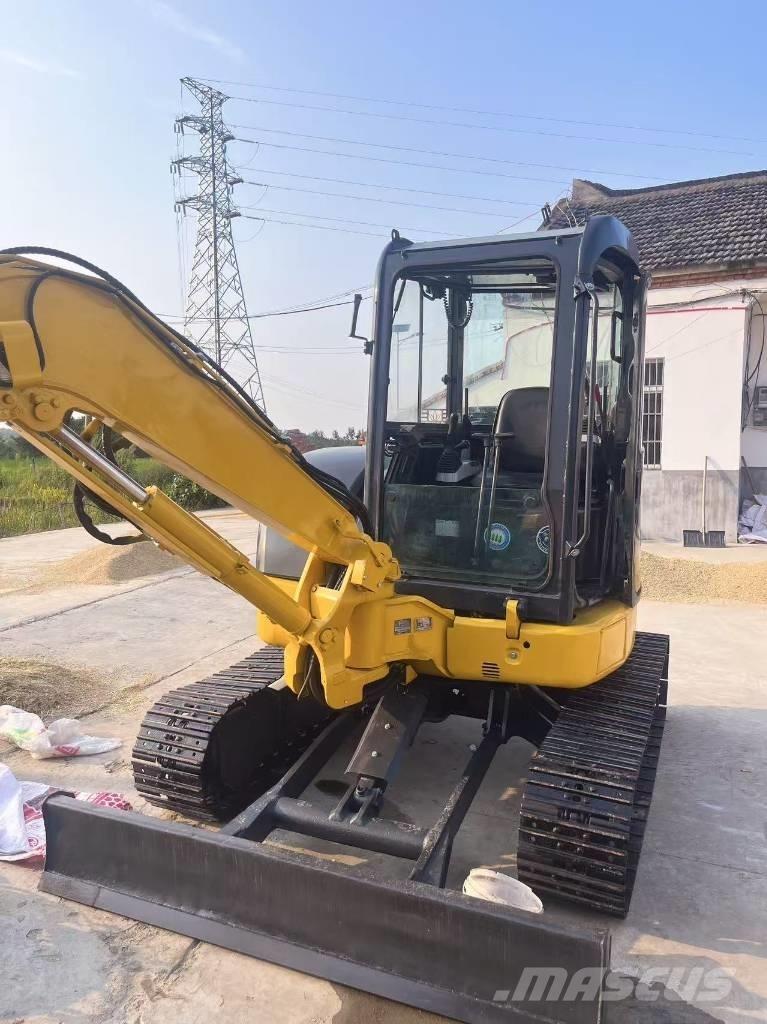 Komatsu PC 40 MR Mini ekskavatori < 7 t