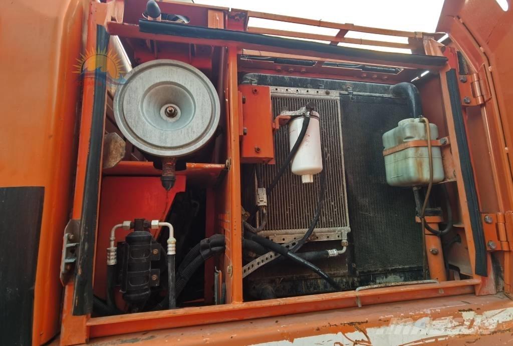 Doosan DH 150W-7 Ekskavatori uz riteņiem