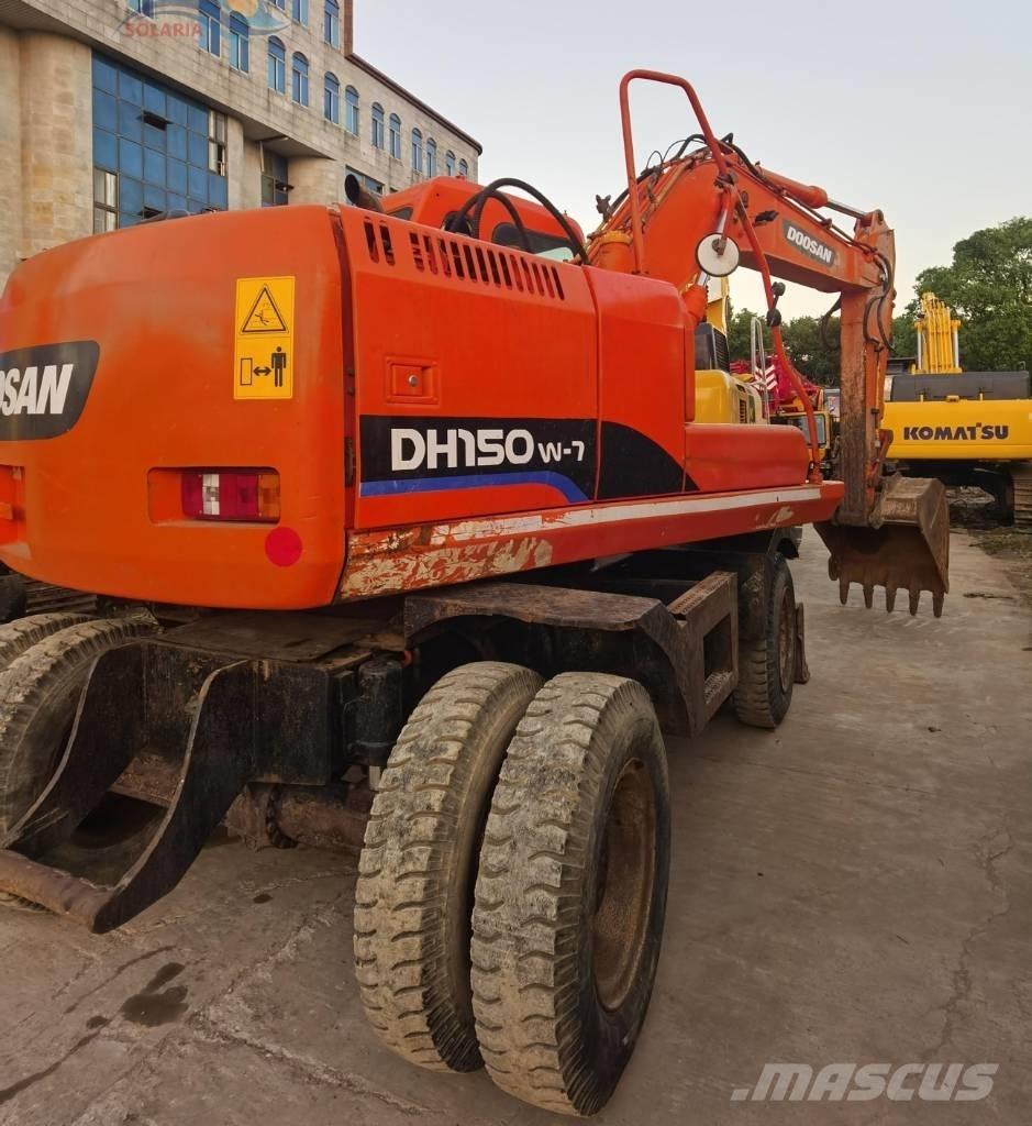 Doosan DH 150W-7 Ekskavatori uz riteņiem