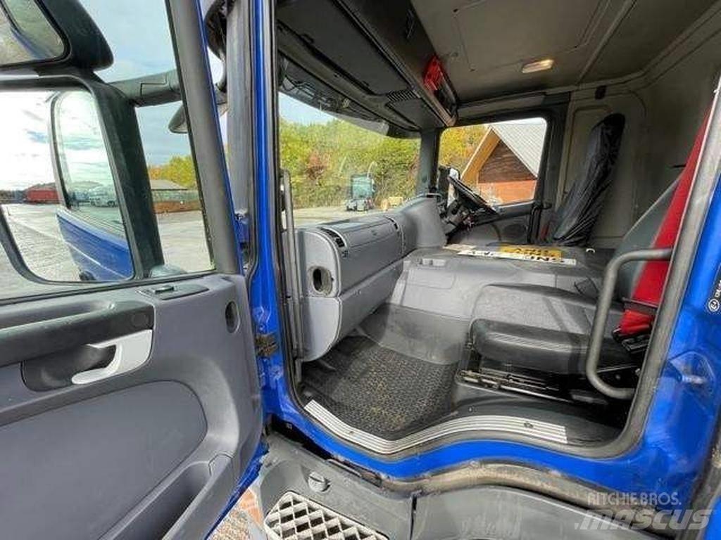 Scania P 230 Šasija ar kabīni