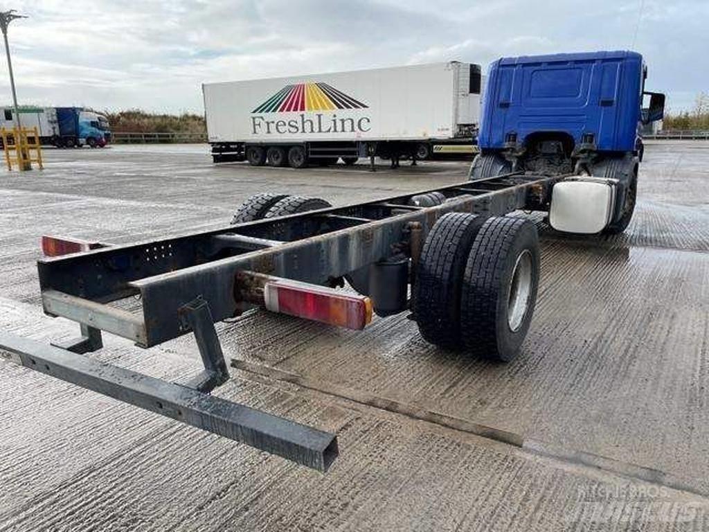 Scania P 230 Šasija ar kabīni