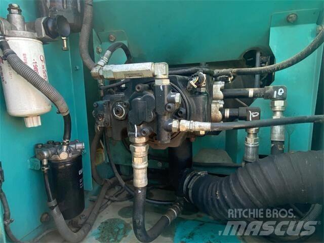 Kobelco SK 130 Vidēja lieluma ekskavatori 7 t - 12 t